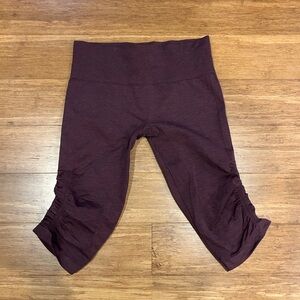 Lululemon Awakening Crop